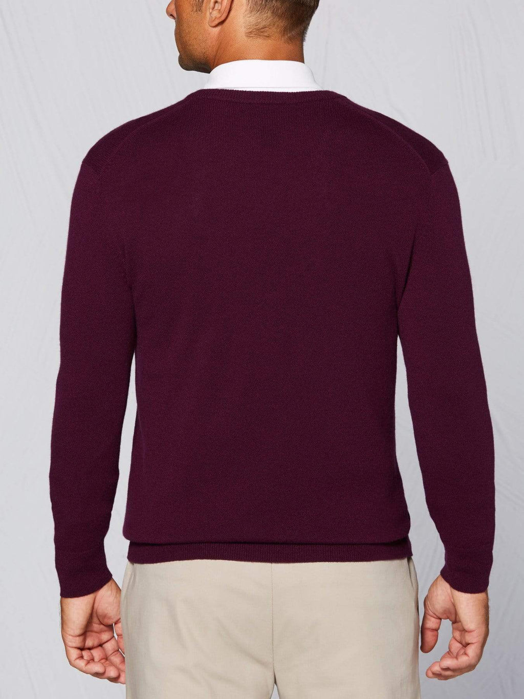Men's Tour Authentic Cashmere V-Neck Sweater